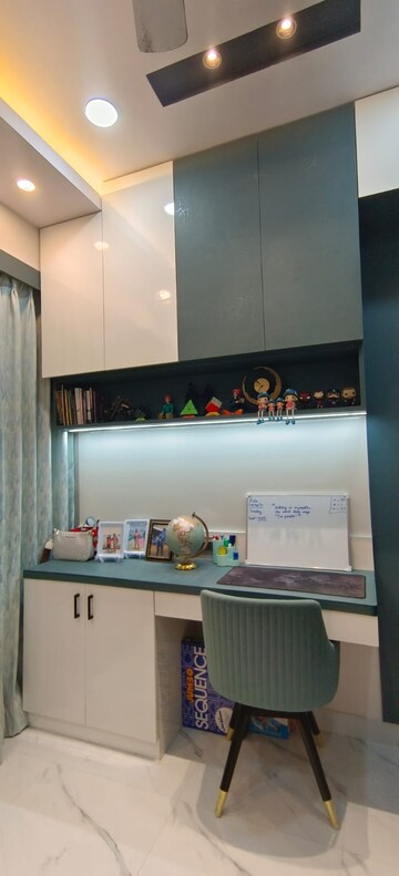Furnished Amenities in 2 BHK Apartment at Hiranandani Estate Canosa, Ghodbunder Road – for Rent