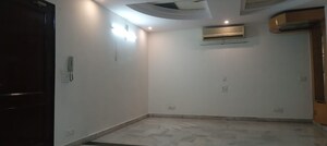 Room in 3 BHK Builder Floor at Greater Kailash – for Rent