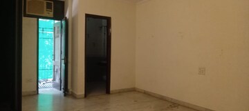 Room in 3 BHK Builder Floor at Greater Kailash – for Rent