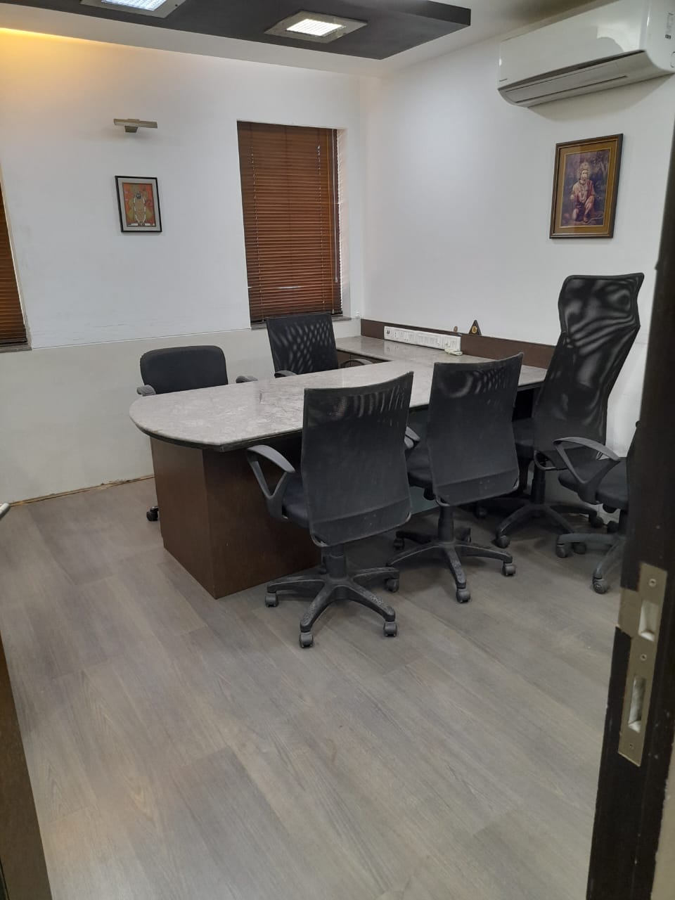 Office Space For Rent in Dhanashree Heights