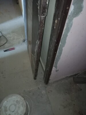 Building Lobby in 3 BHK Apartment at Amrapali Golf Homes, Sector 4 Greater Noida – for Rent