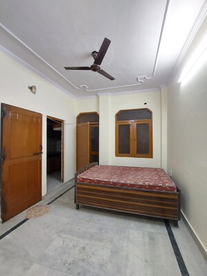 1 BHK Apartment For Rent in Sarita Vihar