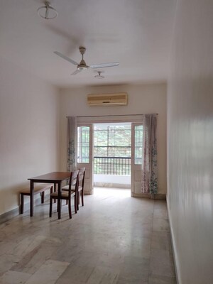 Room in 2 BHK Apartment at Koregaon Park – for Rent