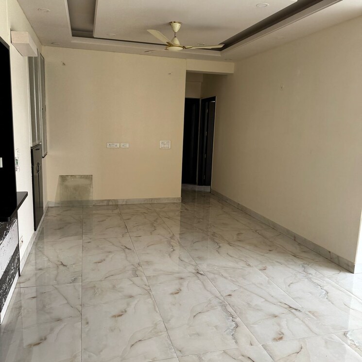 Room, dwarka sector 16 3 Bedroom 1300 Sq.Ft. Builder Floor In Dwarka Sector 16 Delhi 9282217