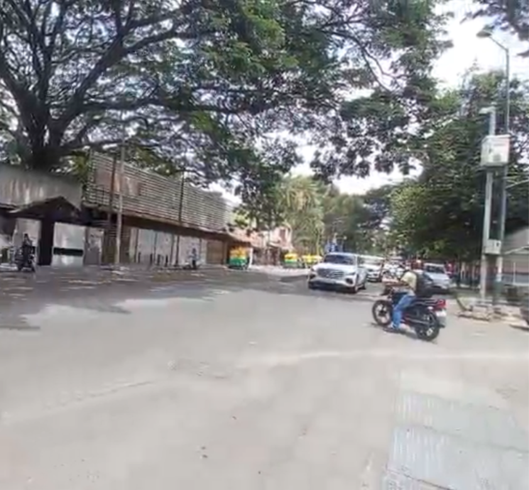 Exterior View, millers road Commercial Warehouse 15000 Sq.Ft. In Millers Road Bangalore 9032879