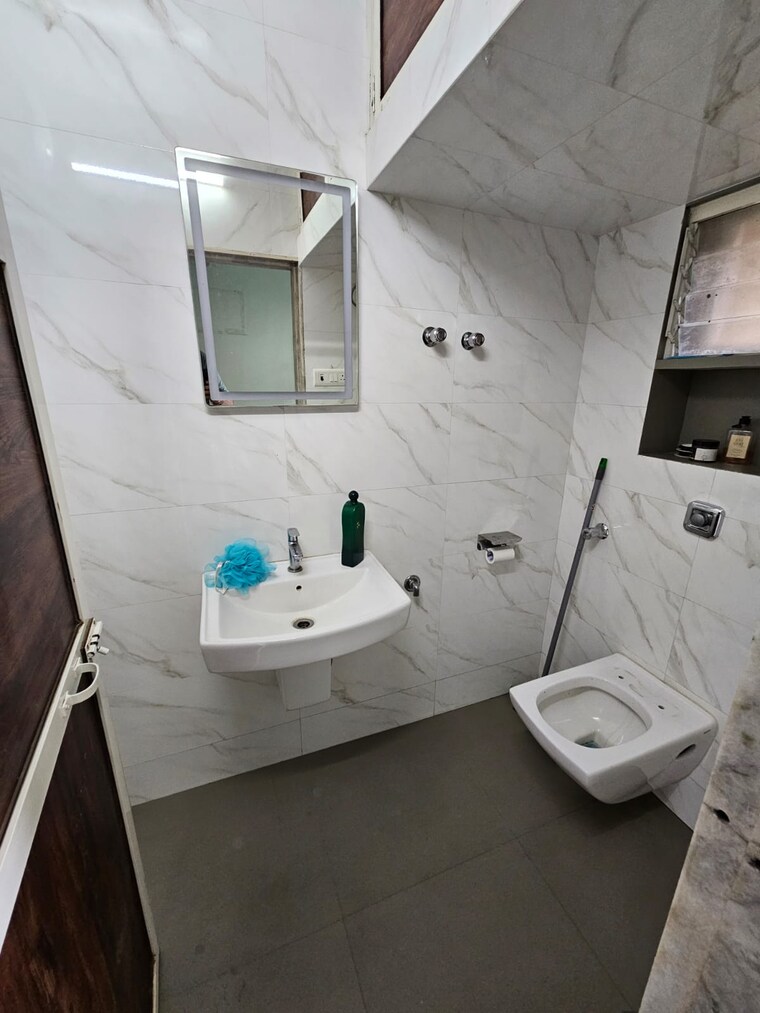 Bathroom, km-horizon-exotica 1 Bedroom 450 Sq.Ft. Apartment In Haware City Thane 9282243