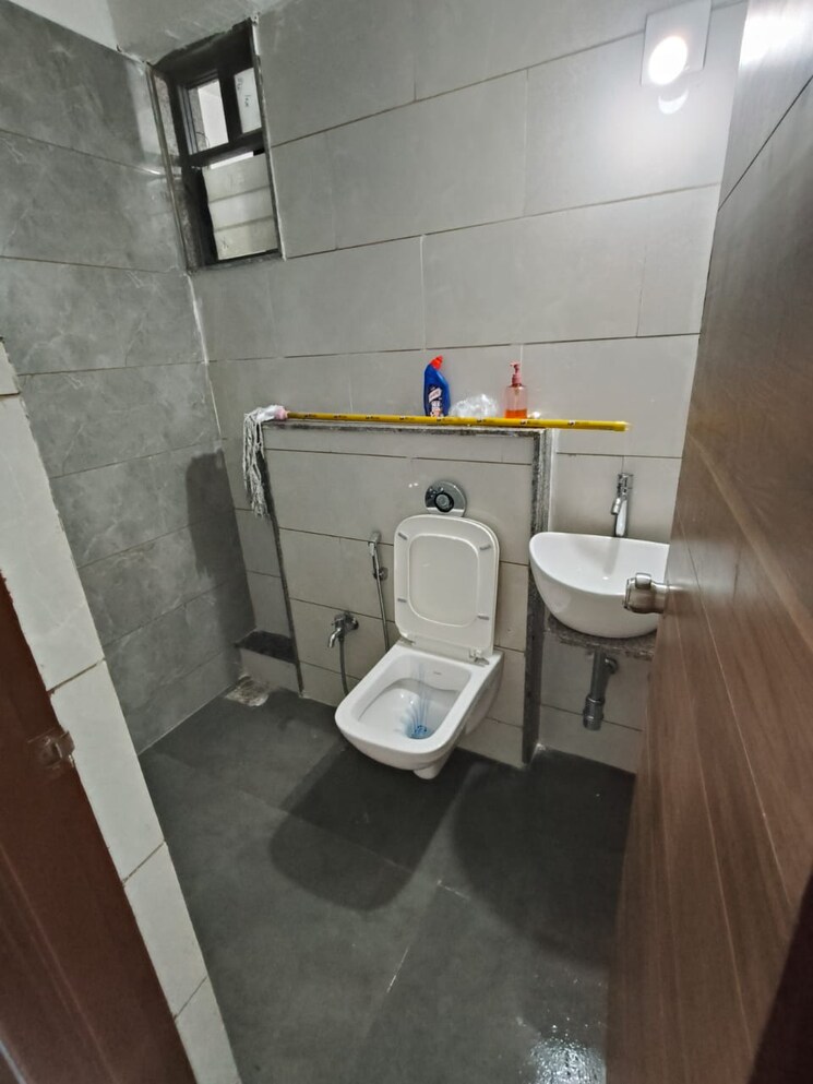 Bathroom, makarba 2 Bedroom 1200 Sq.Ft. Apartment In Makarba Ahmedabad 9282250