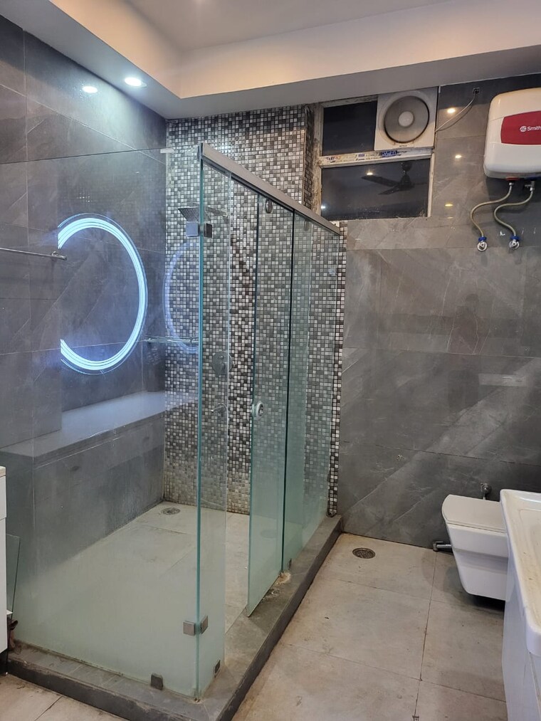 Bathroom, amrapali-kingswood 3 Bedroom 1425 Sq.Ft. Apartment In Sector 4 Greater Noida Greater Noida 9282252
