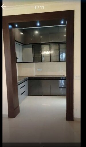 Kitchen in 3 BHK Apartment at Omaxe Waterscapes, Gomti Nagar – for Rent