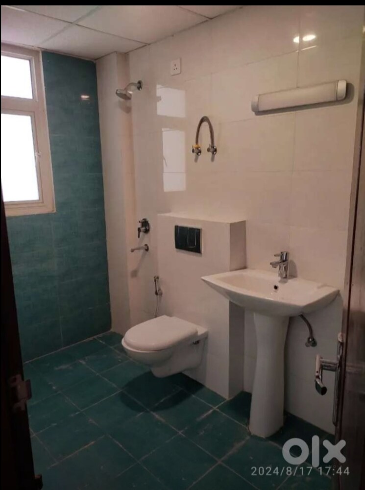 Bathroom, omaxe-waterscapes 3 Bedroom 977 Sq.Ft. Apartment In Gomti Nagar Lucknow 9282273