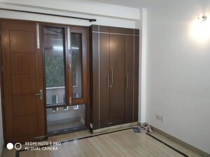 Room in 2 BHK Builder Floor at Saket – for Rent