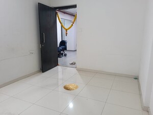 1 BHK Apartment For Rent in Lodha Amara, Kolshet Road