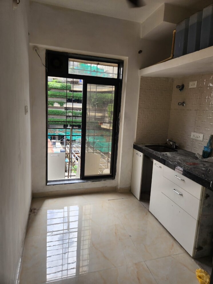 Balcony, lodha-complex-lower-parel 1 Bedroom 400 Sq.Ft. Apartment In Lower Parel Mumbai 9282331