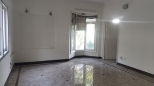 Room in 5 BHK Independent House at Jubilee Hills – for Rent
