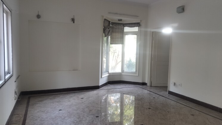 Room, jubilee hills 5 Bedroom 6500 Sq.Ft. Independent House In Jubilee Hills Hyderabad 9282338