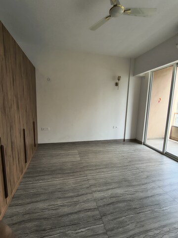 Room in 3 BHK Apartment at Adani Samsara Vilasa, Sector 63 – for Rent