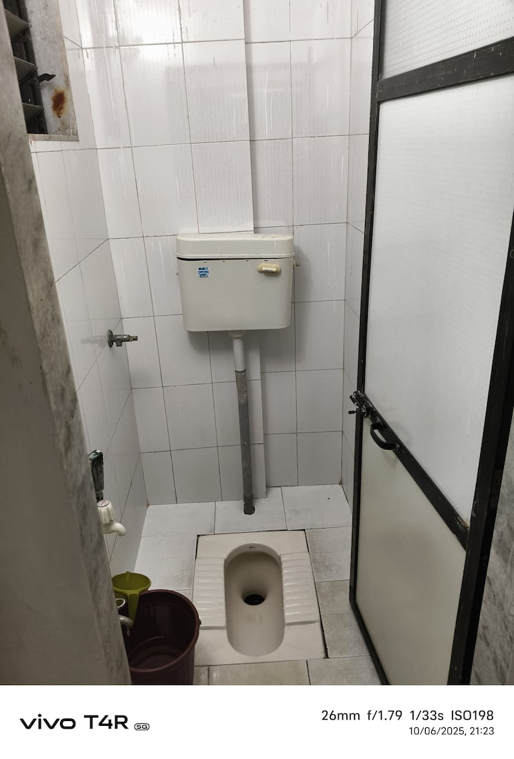 Bathroom, prabhadevi-chs 1 Bedroom 325 Sq.Ft. Apartment In Prabhadevi Mumbai 9282344