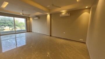 Room in 4 BHK Apartment at Adani Samsara Vilasa, Sector 63 – for Rent
