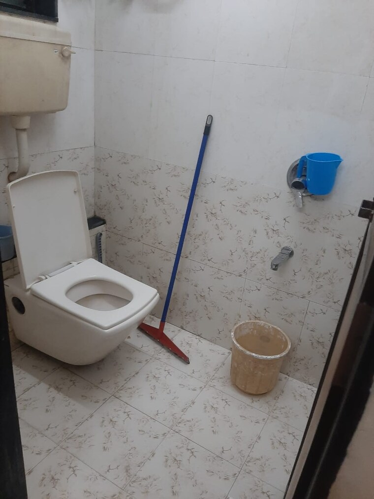 Bathroom, nest-apartment-matunga 1 Bedroom 400 Sq.Ft. Apartment In Matunga West Mumbai 9282355