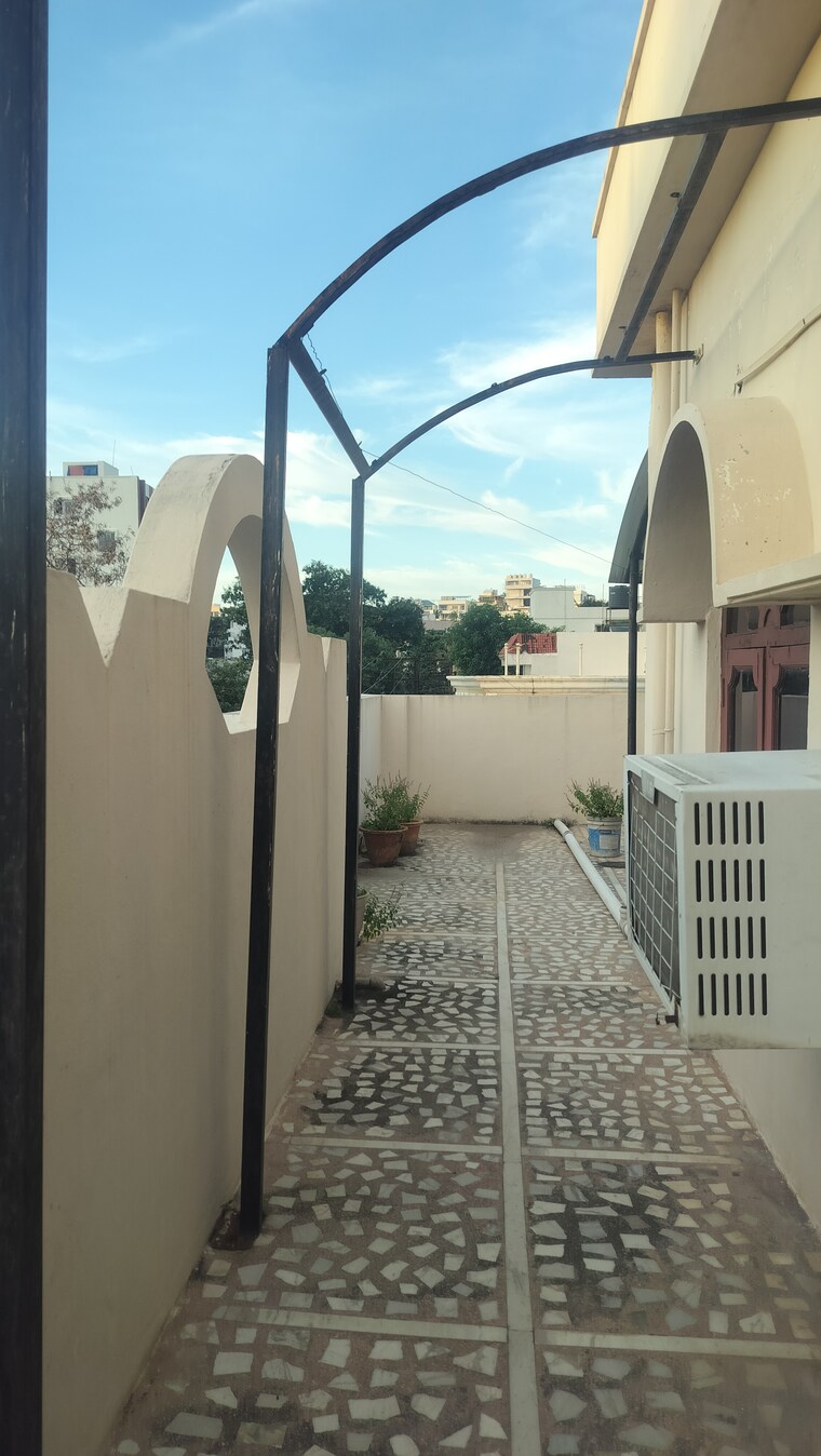 Balcony, film nagar 3 Bedroom 2000 Sq.Ft. Penthouse In Film Nagar Hyderabad 9282359