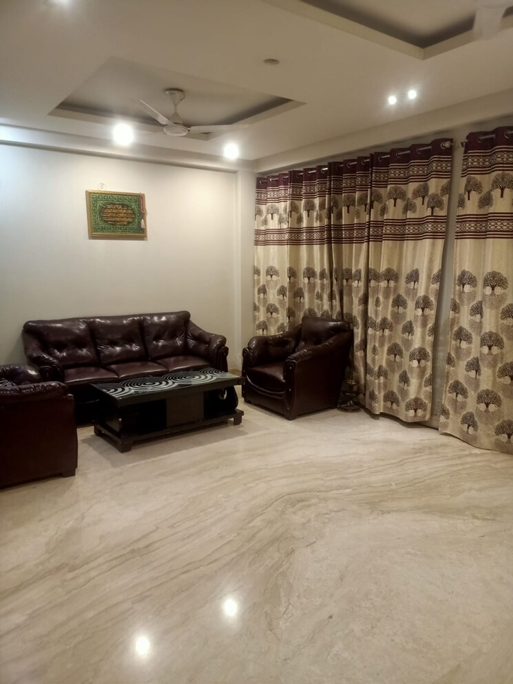 Living Room, chattarpur 4 Bedroom 1800 Sq.Ft. Builder Floor In Chattarpur Delhi 9282361