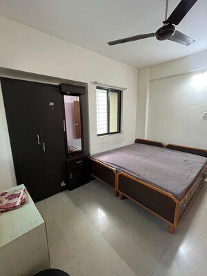 Room in 2 BHK Apartment at Aarav Windchimes, Kharadi – for Rent