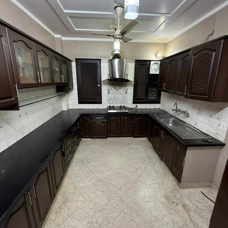 Kitchen, paschim vihar 4 Bedroom 2350 Sq.Ft. Builder Floor In Paschim Vihar Delhi 9282375