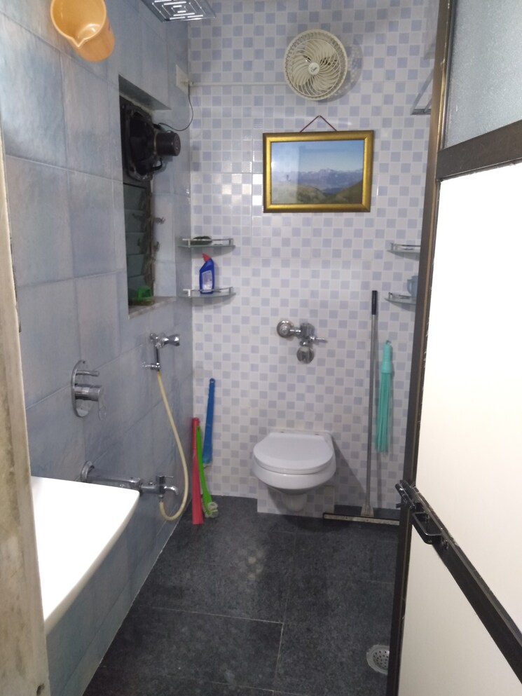Bathroom, silver-square-chs-ltd 1 Bedroom 480 Sq.Ft. Apartment In Santacruz East Mumbai 9282395