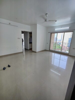 Room in 1 BHK Apartment at Raunak Bliss, Ghodbunder Road – for Rent