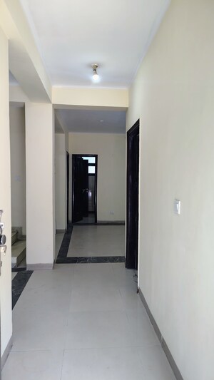 3 BHK Builder Floor For Rent in Hong Kong Bazaar, Sector 57