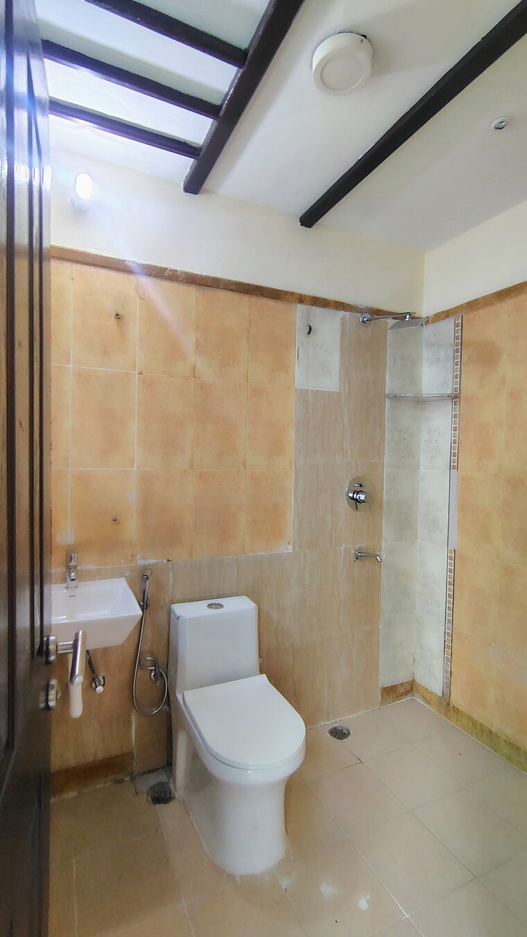 undefined, hong-kong-bazaar 3 Bedroom 1800 Sq.Ft. Builder Floor In Sector 57 Gurgaon 9282440