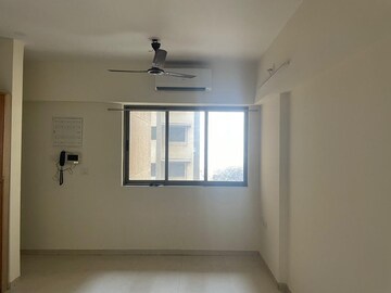 Room in 1 BHK Apartment at Velocity Hill Spring Phase II, Ghodbunder Road – for Rent