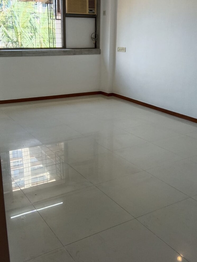 Room, manju-mahal-apartment 2 Bedroom 850 Sq.Ft. Apartment In Pali Hill Mumbai 9282474