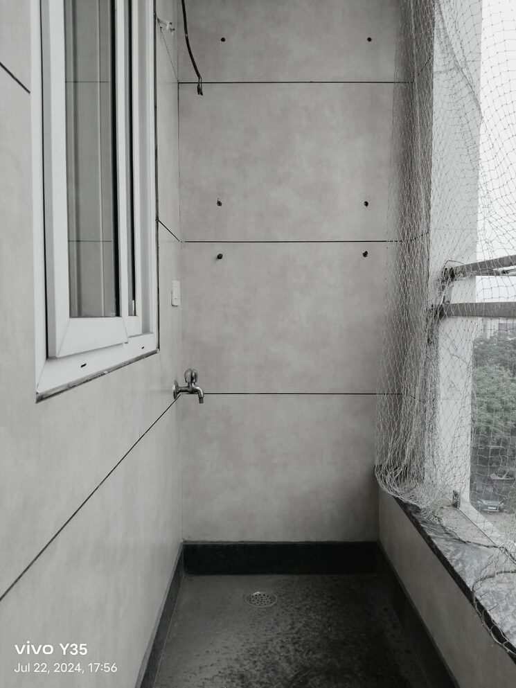 Bathroom, paschim vihar 3 Bedroom 1000 Sq.Ft. Builder Floor In Paschim Vihar Delhi 9282501