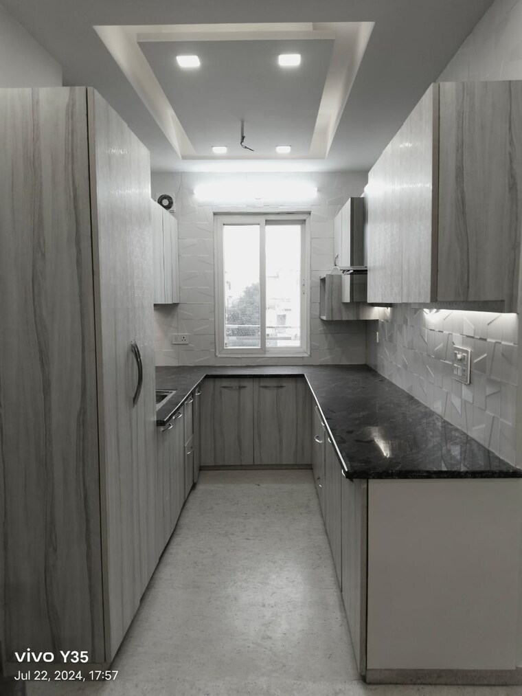 Kitchen, paschim vihar 3 Bedroom 1000 Sq.Ft. Builder Floor In Paschim Vihar Delhi 9282501