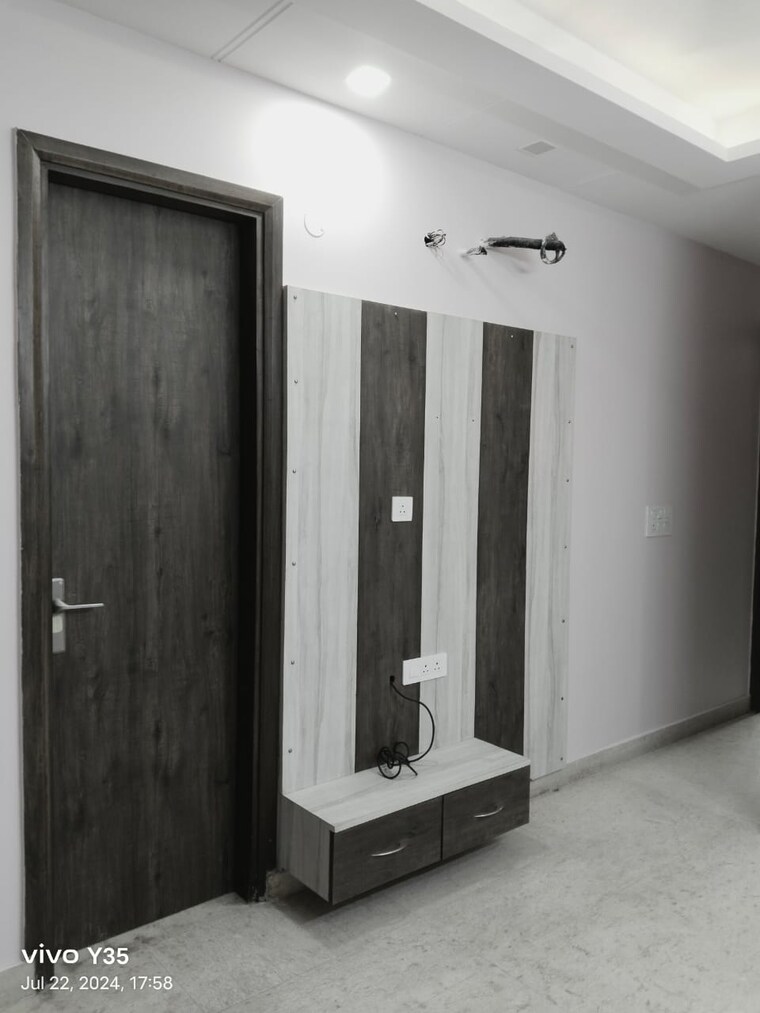 undefined, paschim vihar 3 Bedroom 1000 Sq.Ft. Builder Floor In Paschim Vihar Delhi 9282501