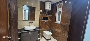 Master Bedroom in 3 BHK Builder Floor at Chattarpur – for Rent