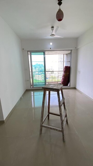 Room in 1 BHK Apartment at Tanvi Eminence, Mira Road – for Rent