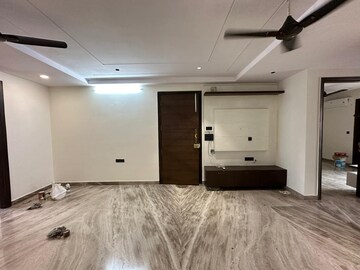 Bedroom in 3 BHK Builder Floor at Paschim Vihar – for Rent