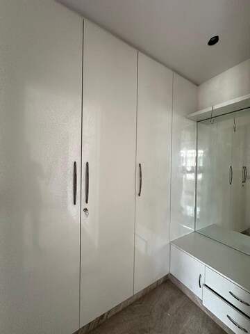 Room in 3 BHK Builder Floor at Paschim Vihar – for Rent