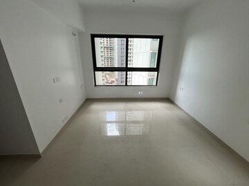 2 BHK Apartment For Sale in Kalpataru Immensa, Kolshet Road