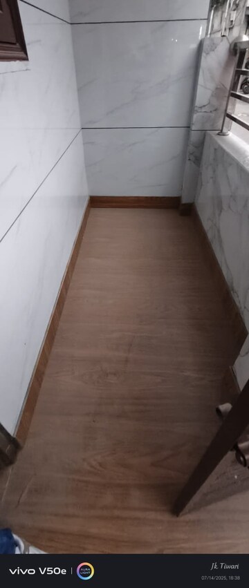  2 BHK Apartment at Paschim Vihar – for Rent