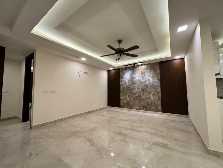 Room, sector 45 3 Bedroom 204 Sq.Yd. Builder Floor In Sector 45 Gurgaon 9282582