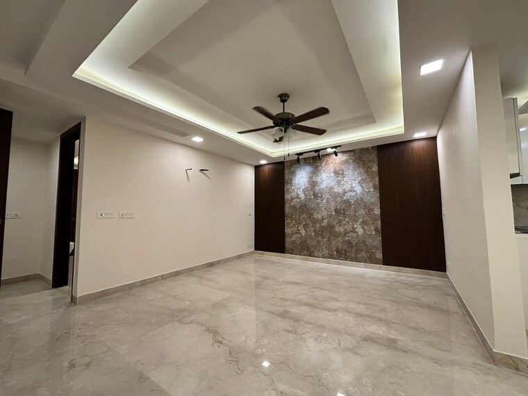 Room, sector 45 3 Bedroom 204 Sq.Yd. Builder Floor In Sector 45 Gurgaon 9282582