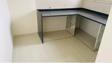 Room in 3 BHK Apartment at Vijay Orovia, Ghodbunder Road – for Sale