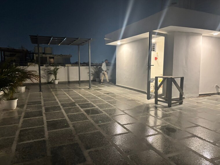 Terrace, sector 45 3 Bedroom 204 Sq.Yd. Builder Floor In Sector 45 Gurgaon 9282582