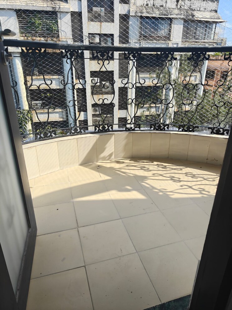 Balcony, union-park-khar-west 3 Bedroom 1500 Sq.Ft. Apartment In Khar West Mumbai 9282572