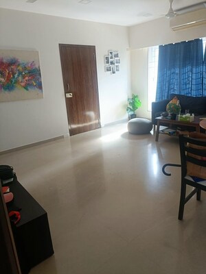 2.5 BHK Apartment For Rent in S Raheja Hari Bhavan, Khar West