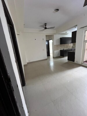 3 BHK Apartment For Rent in Amrapali Silicon City, Sector 76