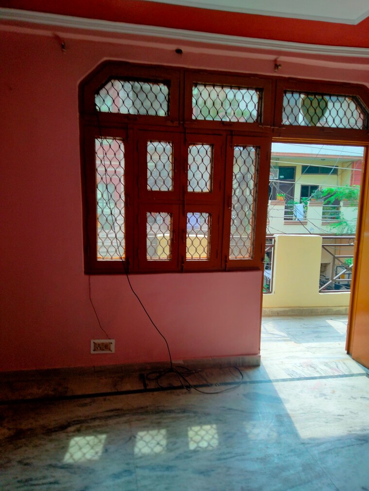 Living Room, shyam park extension 3 Bedroom 1000 Sq.Ft. Builder Floor In Shyam Park Extension Ghaziabad 9282595